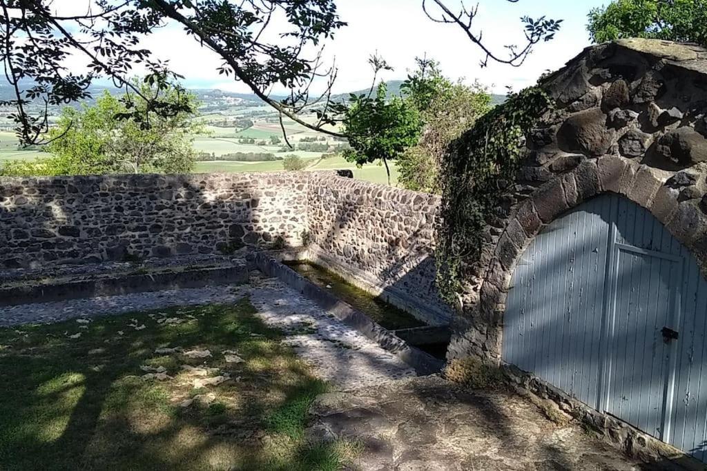 La Maisonnette Sous Le Cerisier Bergonne Luaran gambar